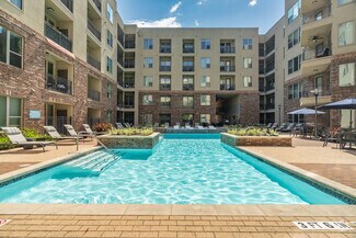 14900 Memorial Dr, Houston, TX 77079