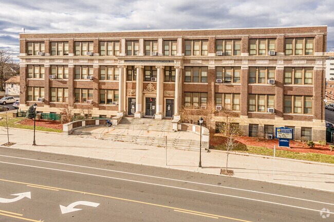Roosevelt School is committed to Preparing, Empowering and Inspiring life-long learners.