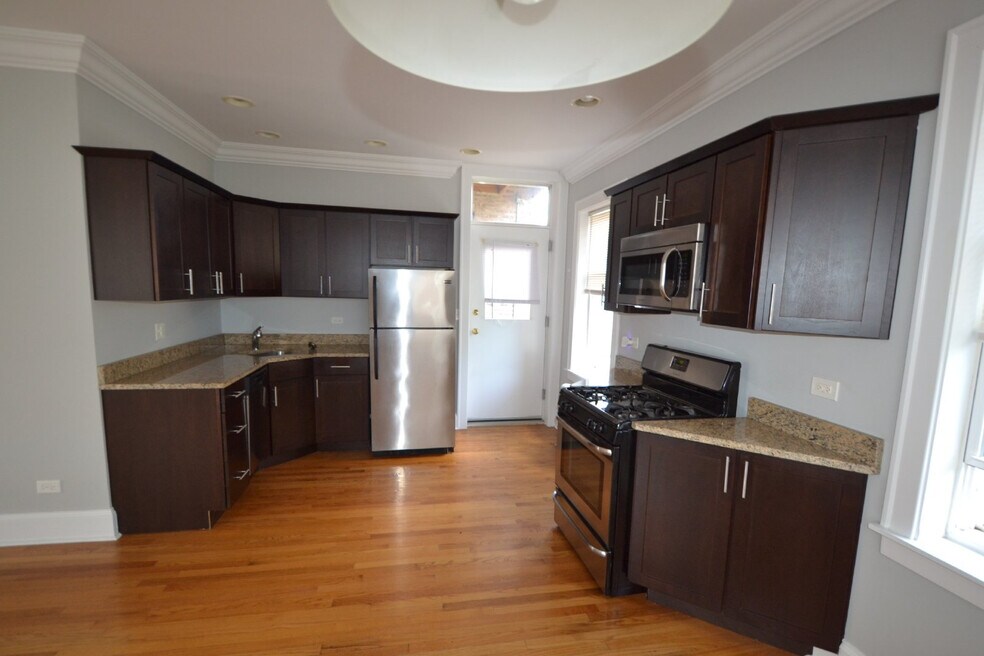 4414 N Rockwell St unit 3, Chicago, IL 60625 - photo 1