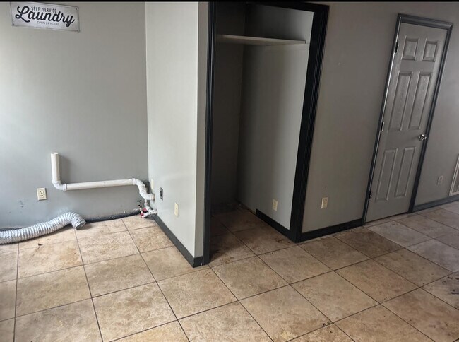 100 W Church St, Newton, MS 39345 - photo 6