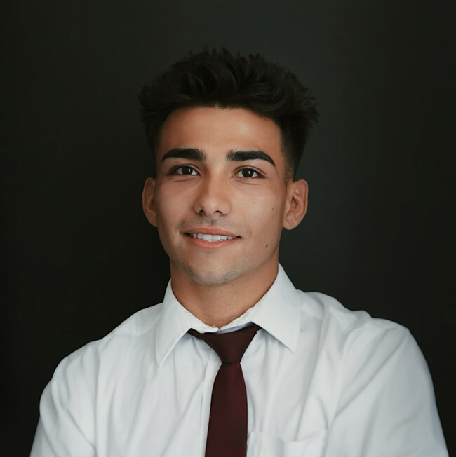 Agent Photo