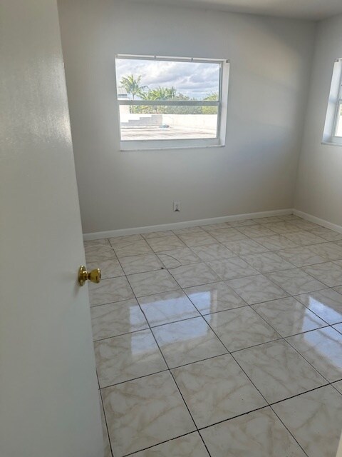 1600 SE 3rd Ct unit 2 fl, Deerfield Beach, FL 33441 - photo 6
