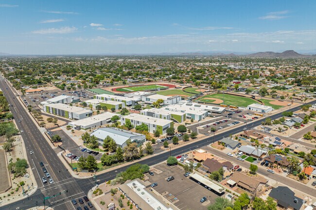 The large campus at Ironwood Elementary School promotes growth and learning for its students.
