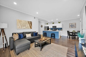 450 Jimmy Ann Dr, Daytona Beach, FL 32114