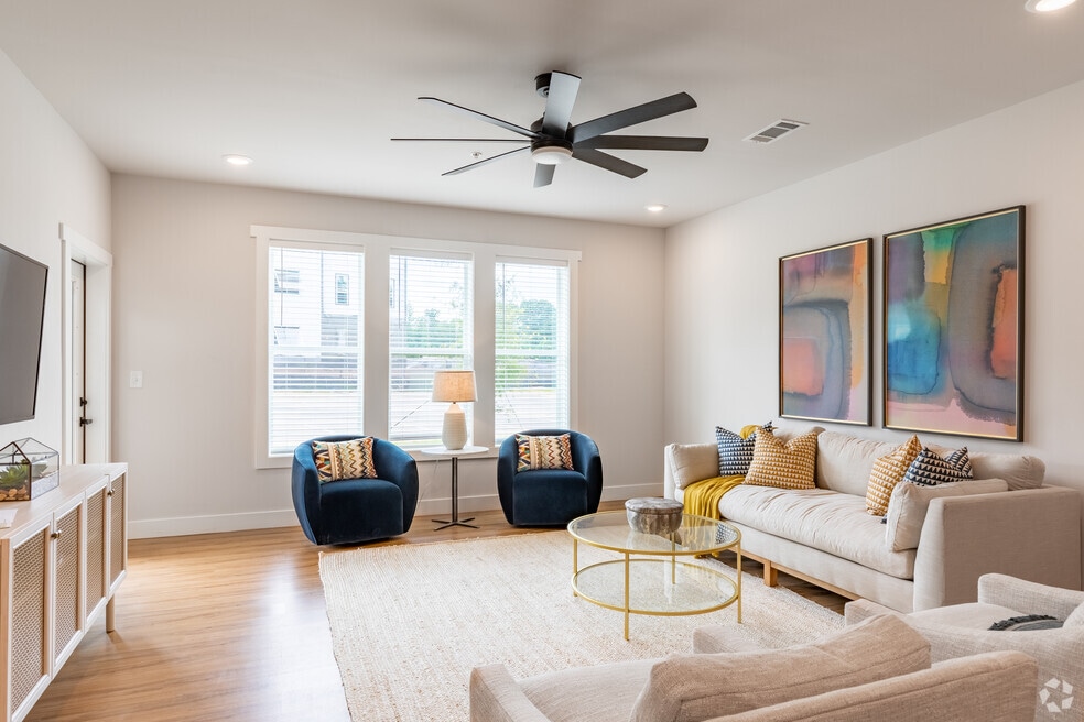 2BR, 1BA - 1067SF (Type C)