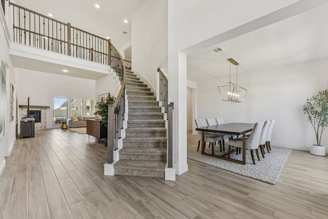 253 Rosetta Lp, Liberty Hill, TX 78642 - photo 2