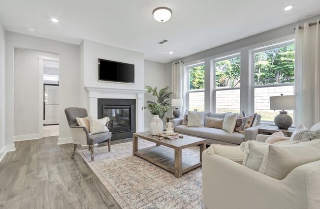 1100 Balsawood Dr, Durham, NC 27705 - photo 5