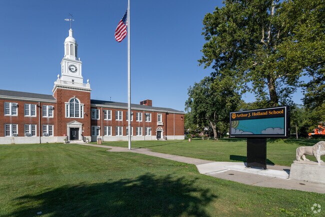 Arthur J Holland Middle School will be your middle school in Berkeley Square & Parkside.