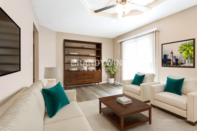 1909 NE Mckee Ln, Lees Summit, MO 64086 - photo 7