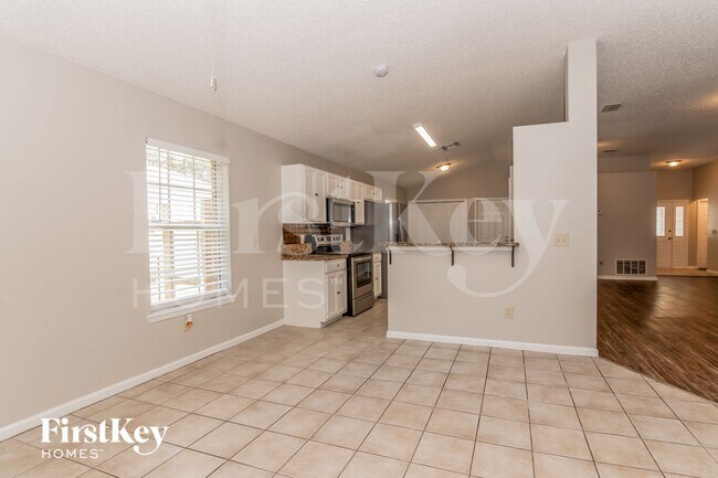 12187 Silver Saddle Dr, Jacksonville, FL 32258 - photo 6