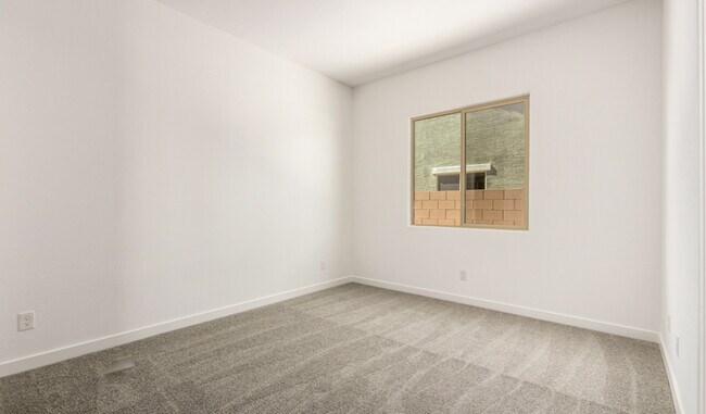 18173 W Watkins St, Goodyear, AZ 85338 - photo 6