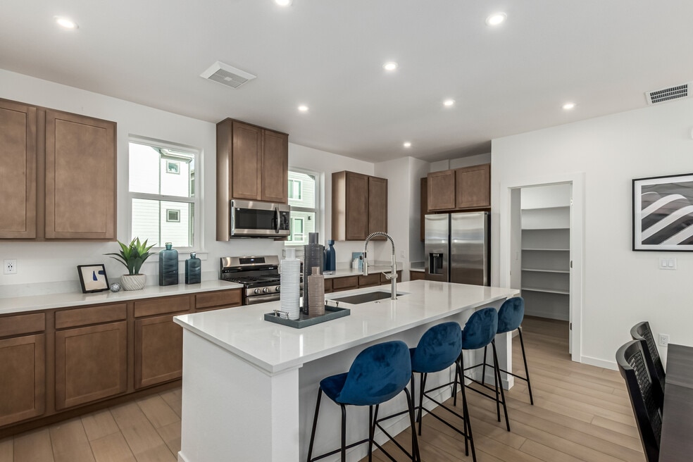 10787 Spalding View, Colorado Springs, CO 80908 - photo 1