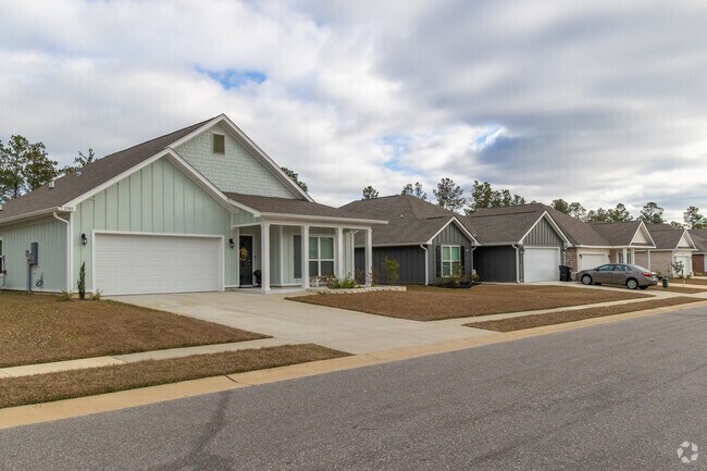 Small-town charm abides in Loxley, even in newly constructed neighborhoods.