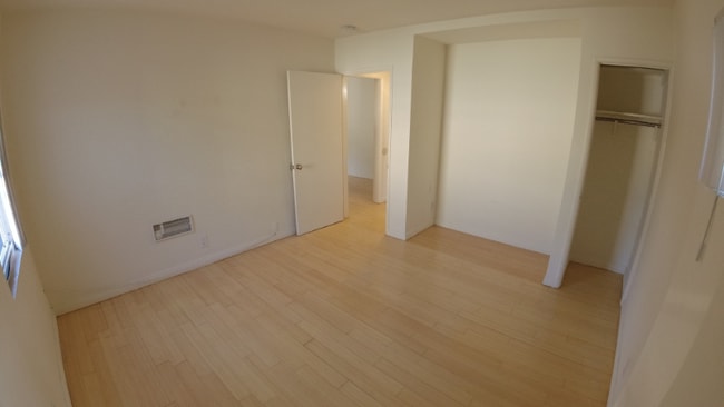 924 Hancock Ave unit 8, West Hollywood, CA 90069 - photo 7