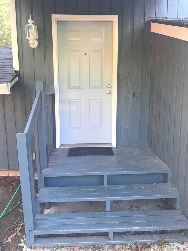 1237 SE Olvera Place, Gresham, OR 97080 - photo 3