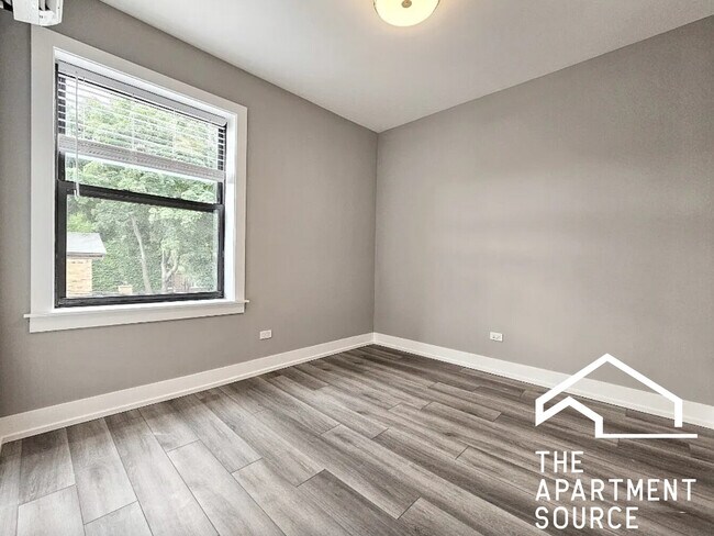 3941 N Janssen Ave unit E3, Chicago, IL 60613 - photo 5