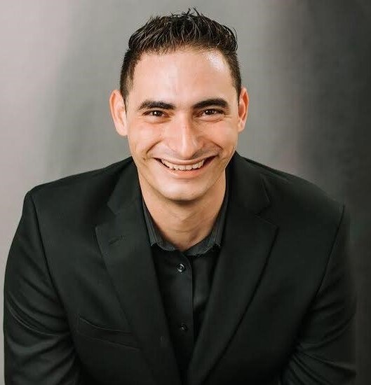Agent Photo
