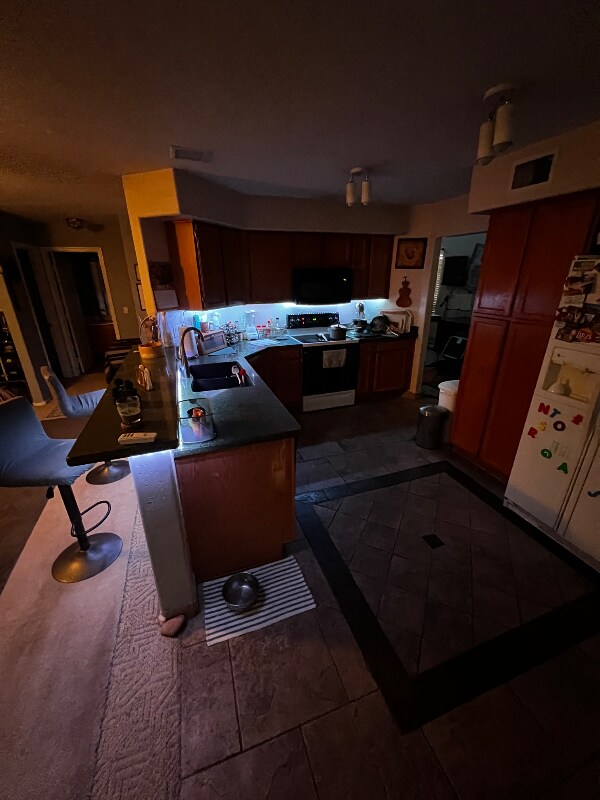 4201 E Raven Rd, Phoenix, AZ 85044 - photo 3