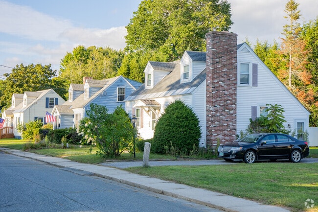 West Claremont is known for its stock of medium to large homes.