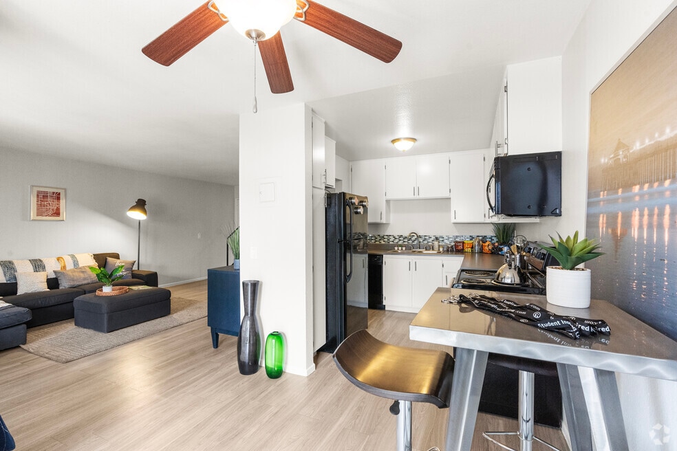 University Crest Apartments - Near UCR, Riverside, CA 92507 - photo 1