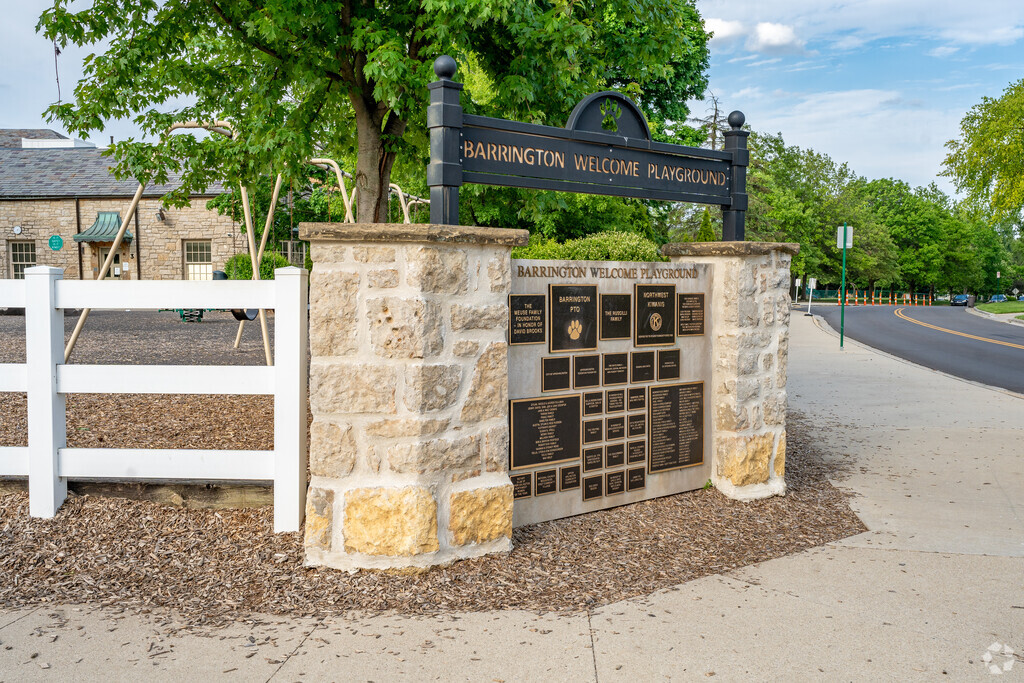 Barrington Road Elementary School is located in Upper Arlington, Ohio.
