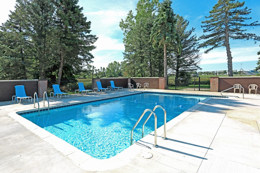 Pines Lapeer West Apartments, Lapeer, MI 48446 - photo 1