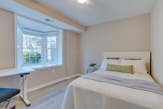 8131 Pinelake Ct Unit Level 1 - Room 1, Alexandria, VA 22309