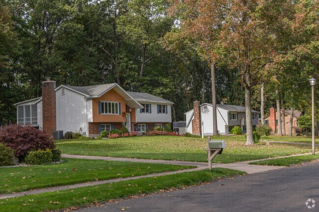 Pratts Corner is a safe neighborhood where young children can learn to ride bikes and make friends.