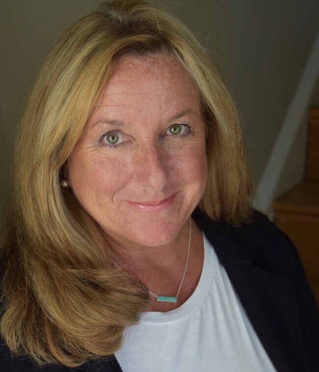 Lynn Mundy Coggin