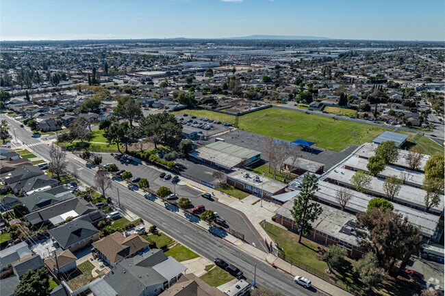 Aerial view of Los Altos Elementary School in Whittier