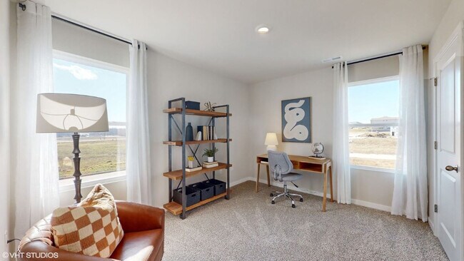 2461 Chloe Ln, Hiawatha, IA 52233 - photo 6