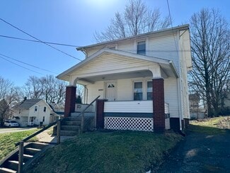 1536 16th St NE, Canton, OH 44705
