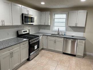 205 Ridge St Unit 2, Fall River, MA 02721