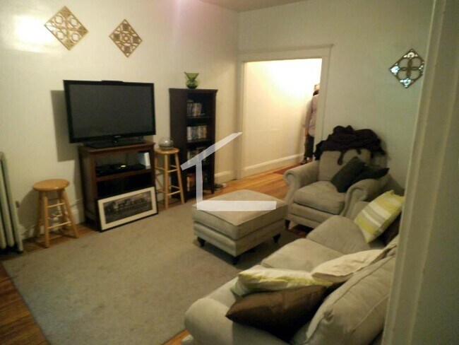 35 Mount Hood Rd unit 9, Brighton, MA 02135 - photo 6