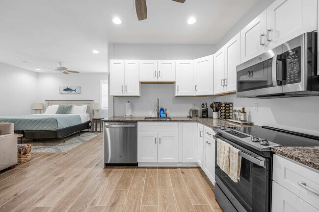 905 N Tropical Trail unit FL1-ID1044405P, Merritt Island, FL 32953 - photo 4