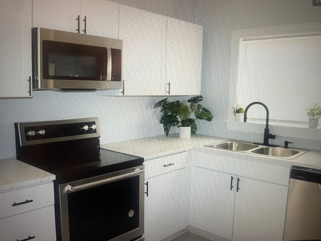 133 Williams St unit 1, Spartanburg, SC 29301 - photo 3