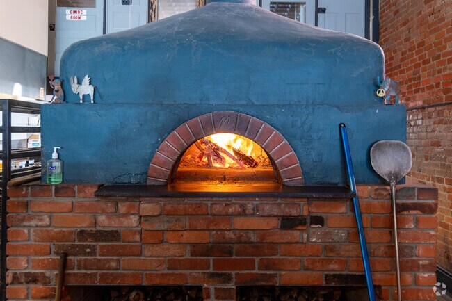 For a great wood fired pizza, head to Trinidad's Bella Luna Pizzeria.