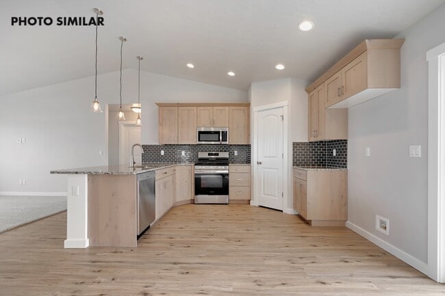 366 Cub Dr unit 38749238, Fruitland, ID 83619 - photo 5