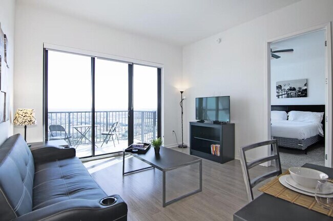 2022 Holcombe Blvd unit ID1359157P, Houston, TX 77030 - photo 3