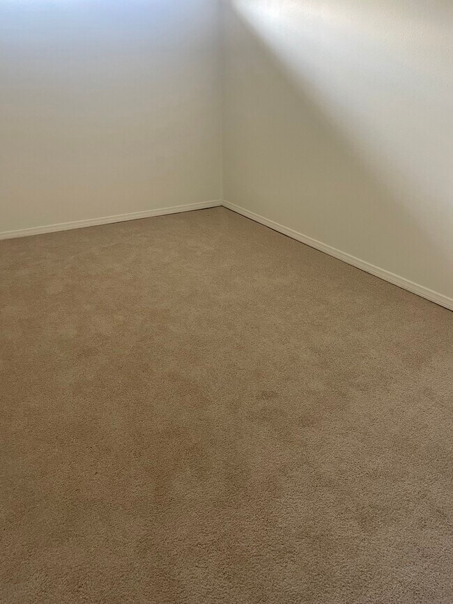 21285 Shoemaker Ln, Wildomar, CA 92595 - photo 7