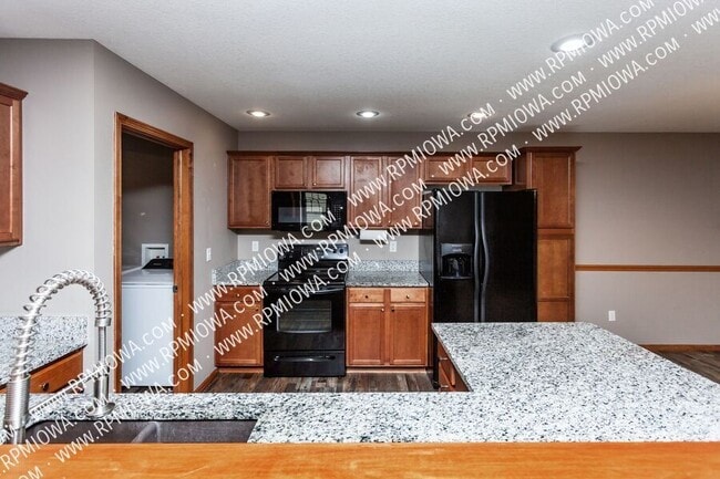 738 NE Spring St, Ankeny, IA 50021 - photo 7