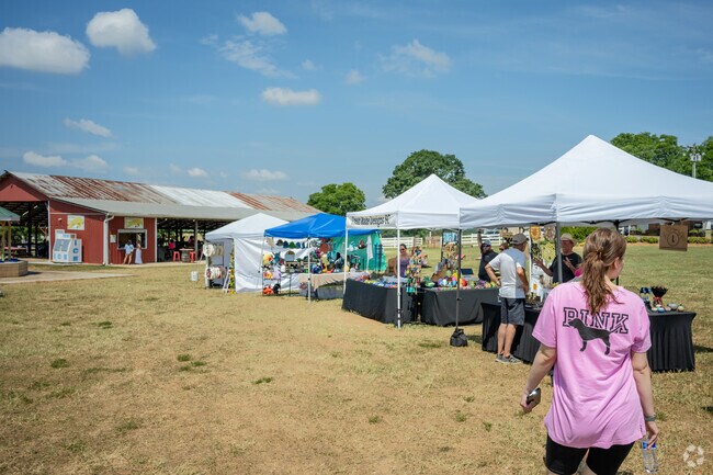 Occasionally Pumpkintown will have farmers markets and other festivals in the area.