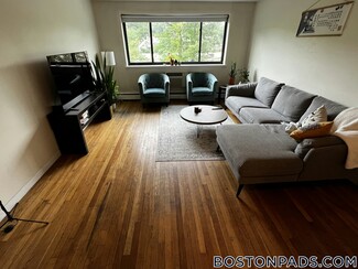 66 Homer Ave Unit 303, Cambridge, MA 02138