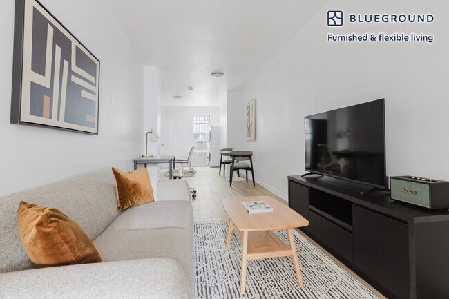 327 E 10th St unit FL1-ID2160, New York, NY 10009 - photo 2
