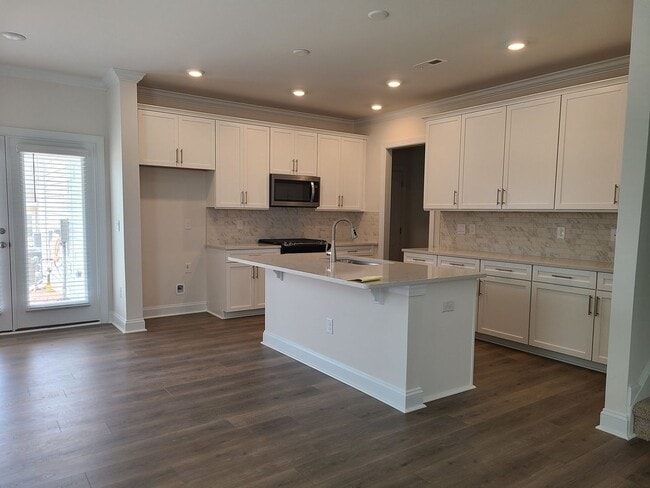 720 Westec Way, Fuquay-Varina, NC 27526 - photo 2