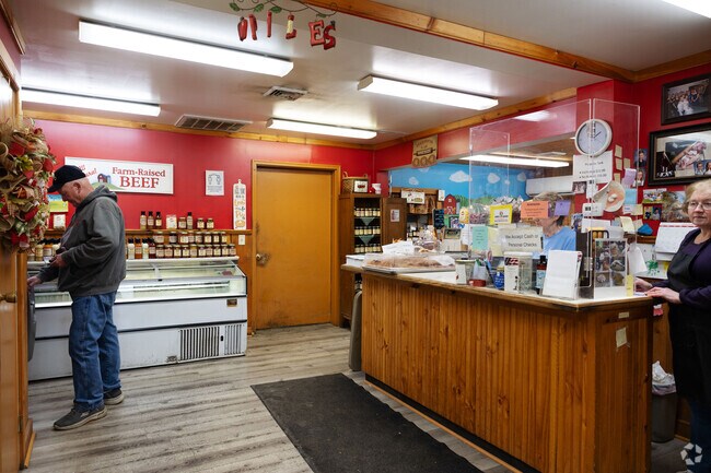 Smith's Orchard is a regionally famous pie maker in the Galway area.