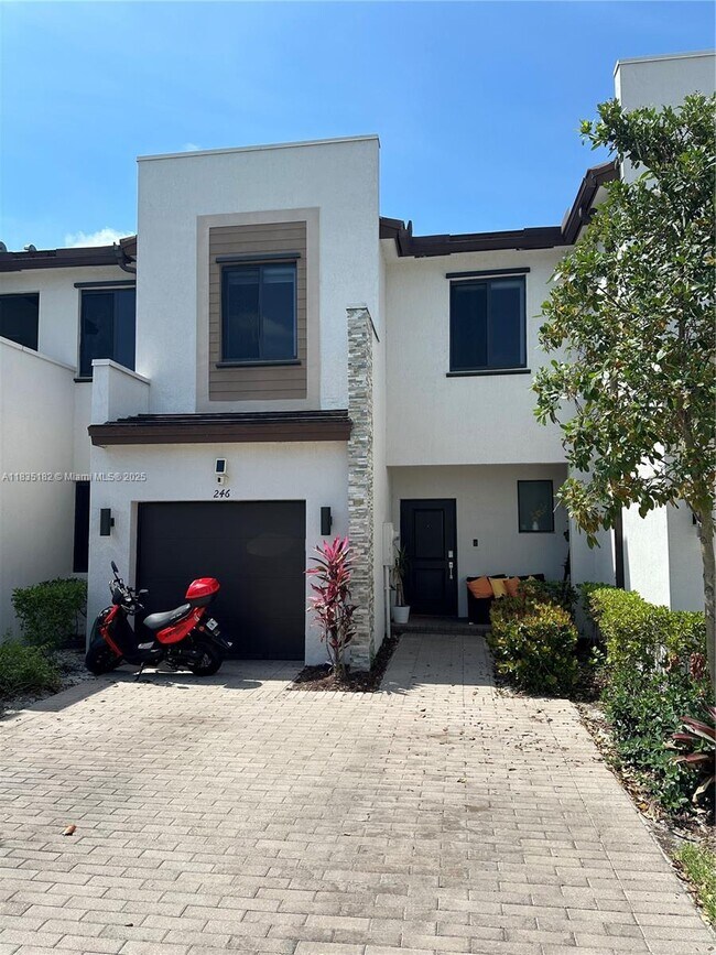246 NE 208th Terrace, Miami, FL 33179