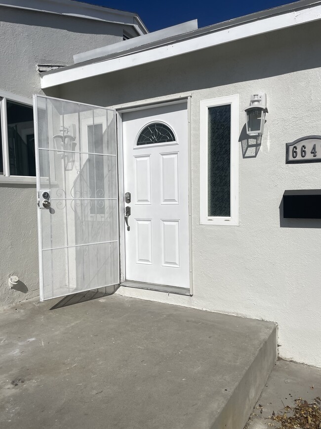6647 Val Verde Ave, Buena Park, CA 90621