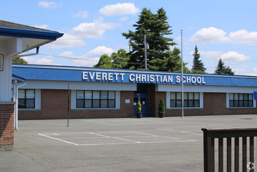 Everett Christian School is located in the Riverside neighborhood of Everett.
