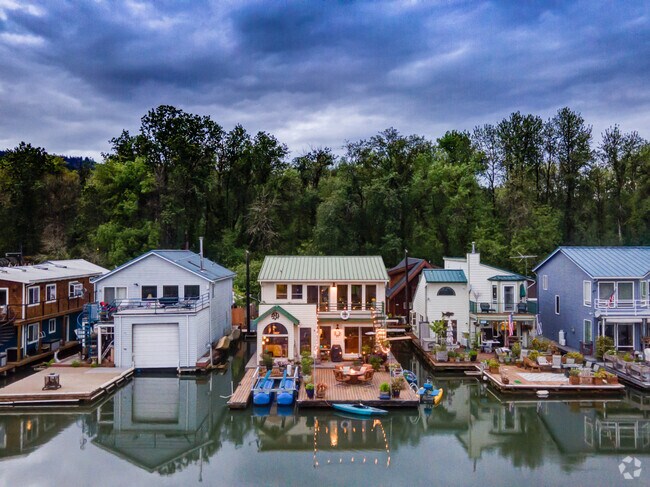 Floating homes at twilight in the Hayden Island Neighborhood.